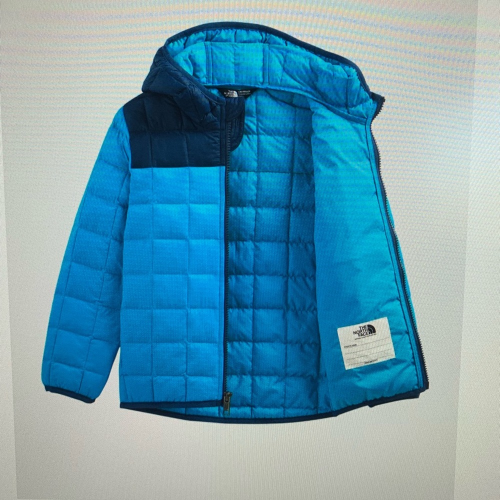The Northface “thermoball”  insulated quilted jacket toddler size 3T.
